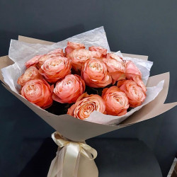 Букет «19 пионовидных роз»